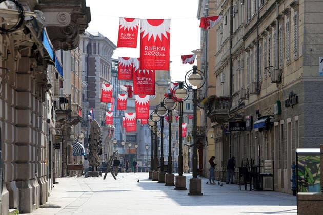 Coronavirus in Kroatien, Eindrücke aus Rijeka PXL_Rijeka Empty Streets 12.04.2020., Rijeka, Croatia - Empty streets on sunny Easter during Covid 19 crisis GoranxKovacic PIXSELL