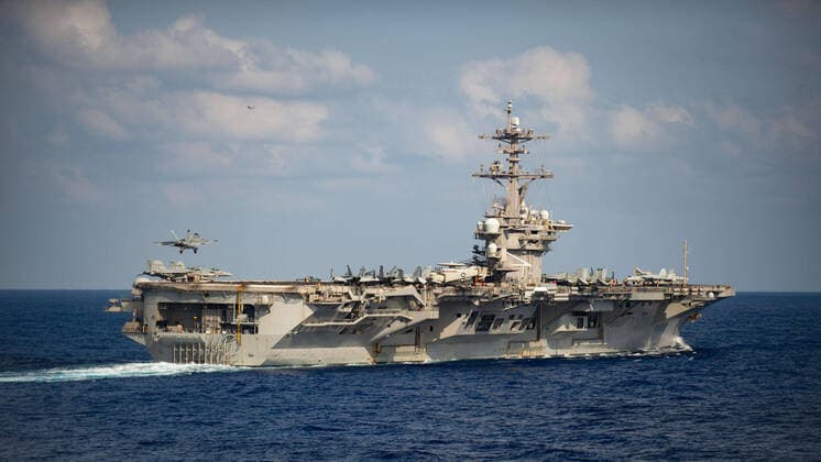 Pazifischer Ozean File image dates March 18, 2020 of the aircraft carrier USS Theodore Roosevelt (CVN 71). Captain Brett Crozier, master of the ship warned the Pentagon that the Coronavirus is ongoing and accelerating through the warship, which is currently in port in Guam and has recommended quarantining almost the entire crew -- Picture by Atlas Photo Archive US Navy Nicholas Huynh, United States on 2020 03 09.