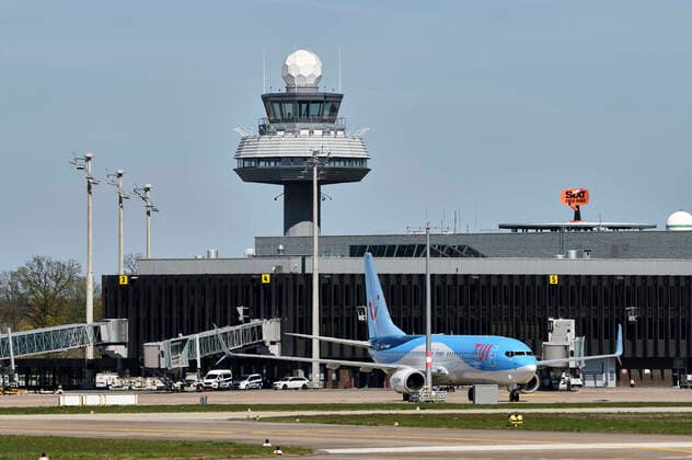 Der Flugverkehr am Hannover Airport ist wegen der Coronakrise nahezu zum Erliegen gekommen. Hannover-Langehagen, 12.04.2020