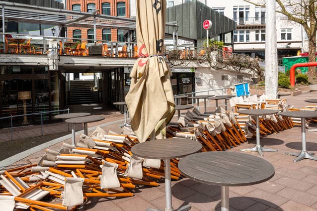 Kiel. Auch über die Ostertage hielten sich die kieler Bürger an die Empfehlung, ihre Wohnung möglichst nicht zu verlassen. Die Innenstadt fast Menschenleer.