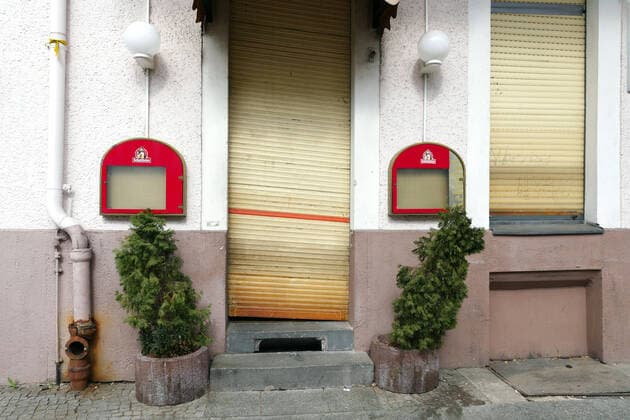 13.04.2020, Berlin - Deutschland. Die Corona-Krise bedroht vor allem kleine Unternehmen, in der Gastronomie ist durch die Schließung der Gaststätten die Existenz gefährdet.