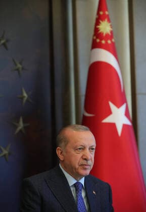 (200413) -- ISTANBUL, April 13, 2020 (Xinhua) -- Turkish President Recep Tayyip Erdogan delivers a speech after attending a cabinet meeting via teleconference in Istanbul, Turkey, on April 13, 2020. Erdogan on Monday announced a new two-day curfew which would be put into effect on April 17 to curb the spread of COVID-19. (Photo by Mustafa Kaya Xinhua) TURKEY-ISTANBUL-PRESIDENT-SPEECH-NEW CURFEW 