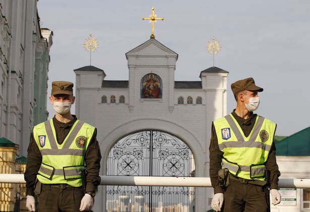 April 13, 2020, Kiev, Ukraine: National Guard soldiers block the entrance to Kyiv Pechersk Lavra in Kiev..Kyiv Pechersk Lavra shutdown for quarantine as the COVID-19 coronavirus hotbed. On 13 April 2020 Kyiv Mayor Vitaliy Klitschko has declared that the COVID-19 confirmed cases at the Kyiv Pechersk Lavra jumped to more than 90, including 63 cases confirmed over the past day. The Kyiv Pechersk Lavra, which is one the most important Orthodox shrines, since its foundation as the cave monastery in 1051, the Lavra has been a preeminent center of Eastern Orthodox Christianity in Eastern Europe. Kiev Ukraine - ZUMAs197 20200413_zaa_s197_191 Copyright: xPavloxGoncharx