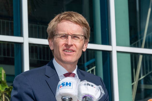 Kiel, 14.04.2020, Coronakrise, Infos vor der Konferenz mit der Kanzlerin Heute äußerte sich Ministerpräsident Daniel Günther zum geplanten Zeitplan für die Beratungen der Länderregierungschefs mit der Bundeskanzlerin. Er erläuterte die weitere Vorgehensweise und kündigte an, die Ergebnisse aus den Beratungen morgen zu kommunizieren.
