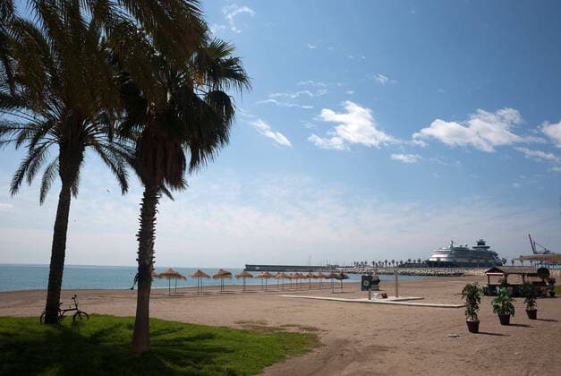 April 14, 2020, Malaga, Spain: Malagueta beach closed due to the confinement regulations amid coronavirus outbreak..Spaniards get back to their jobs after finishing the standstill of all work activities and services not essential due to the alarm state caused by the outbreak of coronavirus disease (COVID-19) in Spain. Malaga Spain - ZUMAs197 20200414_zaa_s197_086 Copyright: xJesusxMeridax