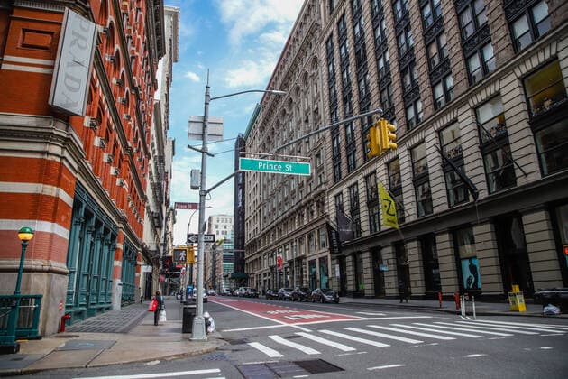 April 14, 2020, New York, NEW YORK, EUA: Empty streets and shops closed in New York s Soho neighborhood during the Coronavirus COVID-19 pandemic in the United States. New York EUA - ZUMAc233 47189163st Copyright: xVanessaxCarvalhox