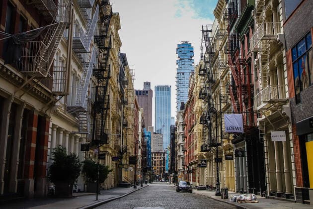 April 14, 2020, New York, NEW YORK, EUA: Empty streets and shops closed in New York s Soho neighborhood during the Coronavirus COVID-19 pandemic in the United States. New York EUA - ZUMAc233 47189174st Copyright: xVanessaxCarvalhox