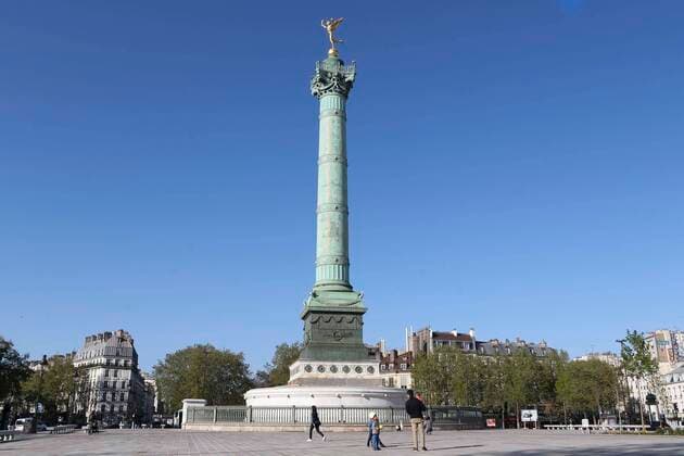 Place de la Bastille NEWS : Covid 19 Coronavirus en France - Paris - 14 04 2020 MichaelBaucher Panoramic 