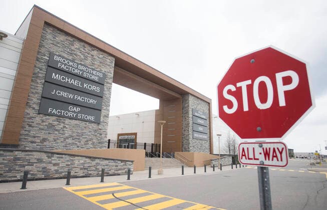 (200415) -- NIAGARA FALLS, April 15, 2020 -- The closed Outlet Collection at Niagara shopping mall is seen in Niagara-on-the-Lake, Ontario, Canada, on April 15, 2020. Canadian Prime Minister Justin Trudeau announced Wednesday expanded eligibility rules for the Canada Emergency Response Benefit (CERB) so that part-time and seasonal workers can claim the CERB. As of Wednesday afternoon, there were 28,206 confirmed COVID-19 cases and 1,007 deaths across the country. (Photo by Xinhua) CANADA-ONTARIO-NIAGARA FALLS-COVID-19-ECONOMY ZouxZheng 