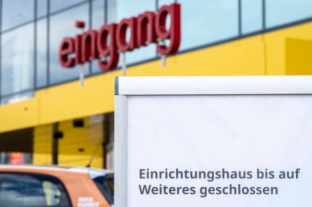 Die Filialen der schwedischen Möbelhauskette IKEA bleiben wegen der in der Coronakrise in NRW weiterhin geschlossen. Köln, 19.04.2020