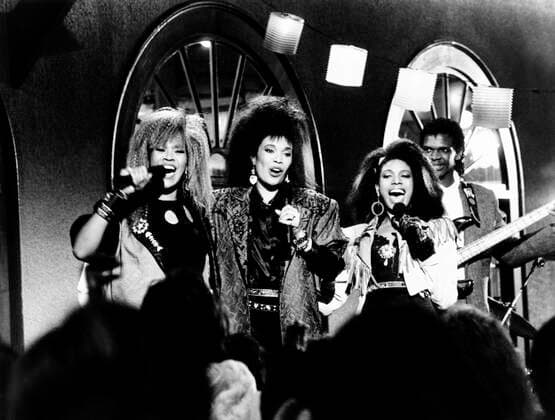 THE POINTER SISTERS: UP ALL NITE, (from left): Ruth Pointer, Anita Pointer, June Pointer, 1987. NBC Courtesy: Everett Collection NBC Courtesy Everett Collection !ACHTUNG AUFNAHMEDATUM GESCHÃ„TZT! PUBLICATIONXNOTxINxCANxCHNxFRAxITAxJPNxNORxPOLxRUSxESPxUKxUSA Copyright: xNBC CourtesyxEverettxCollectionx TBDPOSI EC002