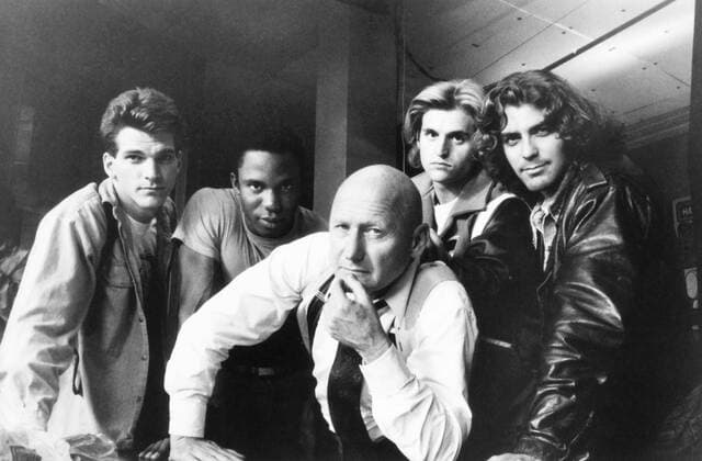 SUNSET BEAT, Markus Flanagan, Erik King, James Tolkan, Michael DeLuise, George Clooney, 1990 !ACHTUNG AUFNAHMEDATUM GESCHÃ„TZT! PUBLICATIONXNOTxINxCANxCHNxFRAxITAxJPNxNORxPOLxRUSxESPxUKxUSA Copyright: xCourtesyxEverettxCollectionx TBDSUBE EC004