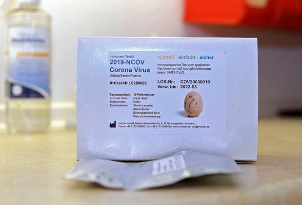 22.04.2020, COVID-19 Antikörper-Test-Kit, Corona Virus Schnelltest ist ein schneller chromatographischer Immunoassay zum qualitativen Nachweis von IgG- und IgM-Antikörpern gegen SARS-CoV-2 im menschlichen Vollblut, Serum oder Plasma als Hilfe bei der Diagnose von primären und sekundären SARS-CoV-2-Infektionen. 22.04.2020, Corona-Virus Antikörper-Test 22.04.2020, Corona-Virus Antikörper-Test