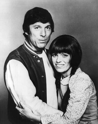 MARY HARTMAN MARY HARTMAN, Greg Mullavey, Louise Lasser, 1976-1978 Courtesy Everett Collection !ACHTUNG AUFNAHMEDATUM GESCHÃ„TZT! PUBLICATIONXNOTxINxCANxCHNxFRAxITAxJPNxNORxPOLxRUSxESPxUKxUSA Copyright: xCourtesyxEverettxCollectionx TBDMAHA EC002