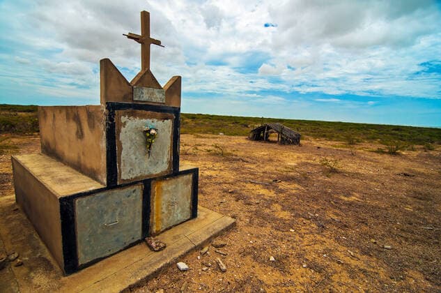 IMAGO Cultures of the world, Wayuu Volk in Kolumbien Wayuu Tombs Indigenous tombs alone in the desert.  Copyright: xjkraft5x 7196864