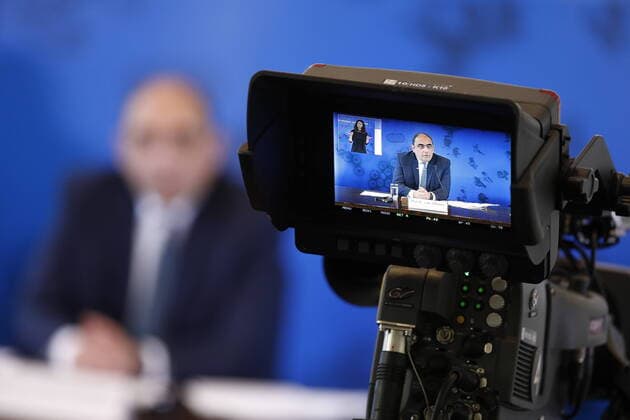 Prof. Dr. Lars Schaade, Vizepräsident des Robert Koch-Instituts in Berlin, Deutschland, Berlin, Pressebriefing des Robert-Koch-Instituts, 24.04.2020