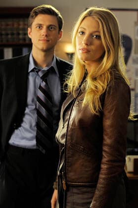 GOSSIP GIRL, (from left): Aaron Tveit, Blake Lively, They Shoot Humphreys, Don t They? , (Season 3, ep. 309, aired Nov. 9, 2009). 2007-. photo: Nicole Rivelli The CW Courtesy Everett Collection CW Network Courtesy Everett Collection !ACHTUNG AUFNAHMEDATUM GESCHÃ„TZT! PUBLICATIONXNOTxINxCANxCHNxFRAxITAxJPNxNORxPOLxRUSxESPxUKxUSA Copyright: xCWxNetwork CourtesyxEverettxCollectionx TCDGOGI EC385