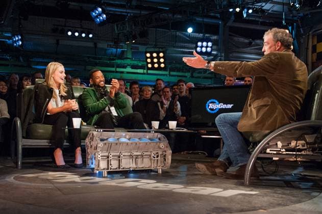 TOP GEAR, (from left): Margot Robbie, Will Smith, Jeremy Clarkson (back to camera), (Season 22, ep. 22.4, aired Feb. 15, 2015). photo: Mark Yeoman BBC courtesy Everett Collection BBC Courtesy Everett Collection !ACHTUNG AUFNAHMEDATUM GESCHÃ„TZT! PUBLICATIONXNOTxINxCANxCHNxFRAxITAxJPNxNORxPOLxRUSxESPxUKxUSA Copyright: xBBC CourtesyxEverettxCollectionx TCDTOGE EC043