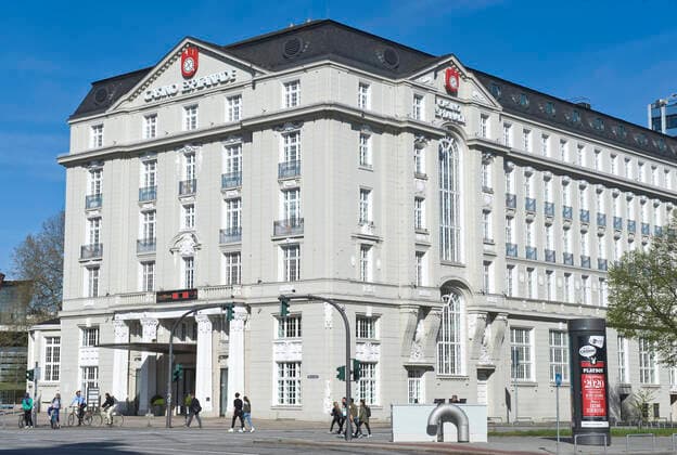 Casino Esplanade Casino Esplanade Spielbank Hamburg ehemaliges Hotel Denkmalschutz Denkmal denkmalgeschützt Hamburg Hamburg Deutschland Germany Copyright: xAchimxDuwentästerx