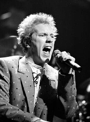 Johnny Rotten Of The Sex Pistols Performing on The TV Show In Person At The Palace , Los Angeles, CA, United States, 1984 (Johnny Rotten_Sex Pistols 3) Photo by: Ron Wolfson Courtesy Everett Collection For usage credit please use; !ACHTUNG AUFNAHMEDATUM GESCHÃ„TZT! PUBLICATIONXNOTxINxCANxCHNxFRAxITAxJPNxNORxPOLxRUSxESPxUKxUSA Copyright: xRonxWolfson EverettxCollectionx RWFA001 UW038