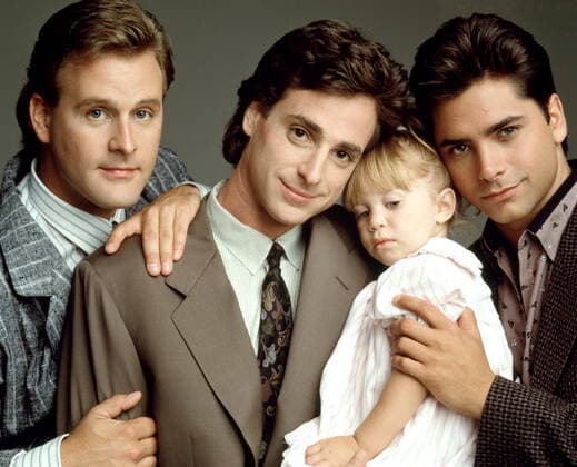 FULL HOUSE, Dave Coulier, Bob Saget, Ashley Mary Kate Olsen, John Stamos, (Season 3), 1987-95, Warner Bros. Courtesy: Everett Collection Warner Bros Courtesy Everett Collection !ACHTUNG AUFNAHMEDATUM GESCHÃ„TZT! PUBLICATIONXNOTxINxCANxCHNxFRAxITAxJPNxNORxPOLxRUSxESPxUKxUSA Copyright: xWarnerxBros CourtesyxEverettxCollectionx T4DFUHO EC012