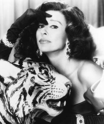 GREAT PERFORMANCES, Rita Moreno, Tales From the Hollywood Hills: The Closed Set (November 18, 1988), 1971- Courtesy Everett Collection !ACHTUNG AUFNAHMEDATUM GESCHÃ„TZT! PUBLICATIONXNOTxINxCANxCHNxFRAxITAxJPNxNORxPOLxRUSxESPxUKxUSA Copyright: xCourtesyxEverettxCollectionx TBDGRPE EC023