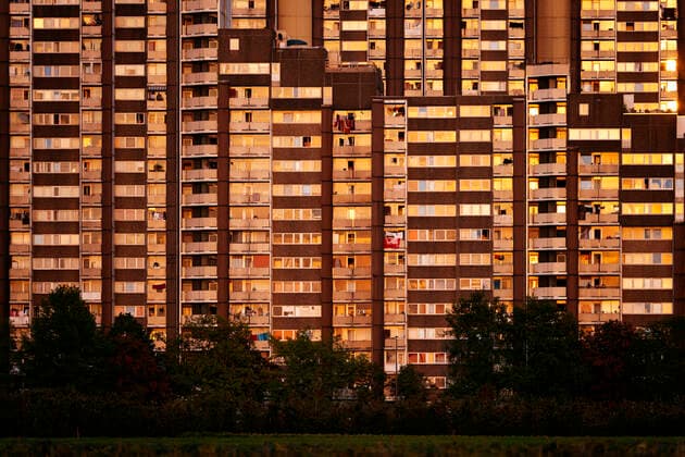 Hochhäuser des Wohnkomplexes Auf dem Kölnberg im Kölner Stadtteil Meschenich. Köln, 27.04.2020 *** High-rise buildings of the residential complex Auf dem Kölnberg in the Cologne district of Meschenich Cologne, 27 04 2020 Foto:xC.xHardtx xFuturexImage