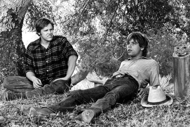 TEXAS WHEELERS, Gary Busey, Mark Hamill, 1974-75 Courtesy Everett Collection !ACHTUNG AUFNAHMEDATUM GESCHÃ„TZT! PUBLICATIONXNOTxINxCANxCHNxFRAxITAxJPNxNORxPOLxRUSxESPxUKxUSA Copyright: xCourtesyxEverettxCollectionx TBDTEWH EC001