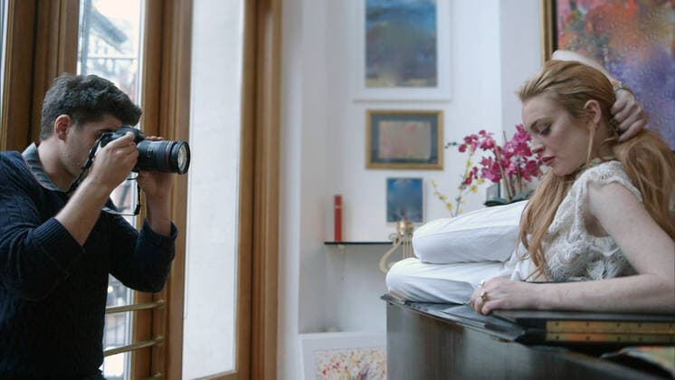 LINDSAY, Lindsay Lohan (right), (during ELLE photo shoot), (ep. 101), 2014. photo: OWN: Oprah Winfrey Network Courtesy: Everett Collection OWN Courtesy Everett Collection !ACHTUNG AUFNAHMEDATUM GESCHÃ„TZT! PUBLICATIONXNOTxINxCANxCHNxFRAxITAxJPNxNORxPOLxRUSxESPxUKxUSA Copyright: xOWNx xCourtesyxEverettxCollectionx TCDLIND EC003