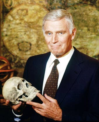 THE MYSTERIOUS ORIGINS OF MAN, Charlton Heston, 1996, (c)BC Video courtesy Everett Collection BC Video courtesy Everett Collection !ACHTUNG AUFNAHMEDATUM GESCHÃ„TZT! PUBLICATIONXNOTxINxCANxCHNxFRAxITAxJPNxNORxPOLxRUSxESPxUKxUSA Copyright: xCourtesyxEverettxCollectionx TCDMYOR EC001