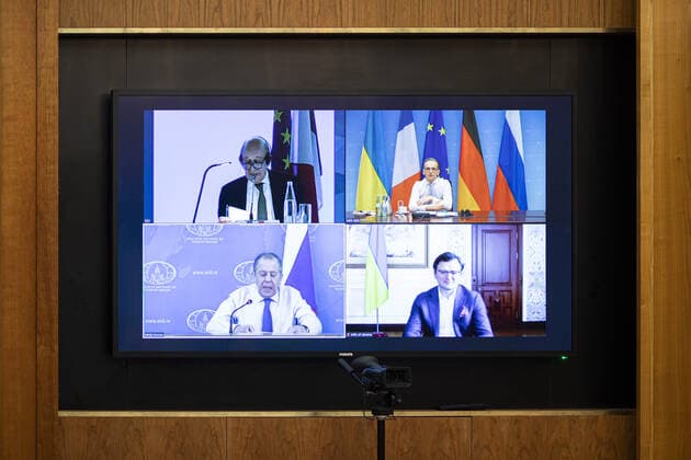 Heiko Maas, Bundesaussenminister, aufgenommen im Rahmen einer Videokonferenz im N4-Format (Normandie-Format) mit den Aussenministern von Russland, Frankreich und der Ukraine zur aktuellen Lage in der Ost-Ukraine. Berlin, 30.04.2020. Berlin Germany *** Heiko Maas, German Foreign Minister, recorded during a video conference in N4 format Normandy format with the Foreign Ministers of Russia, France and Ukraine on the current situation in Eastern Ukraine Berlin, 30 04 2020 Berlin Germany Copyright: xFlorianxGaertner photothek.netx