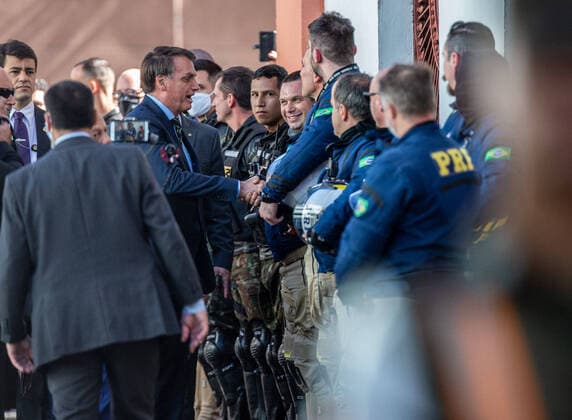 PORTO ALEGRE, RS - 30.04.2020: TRANSMISSÃO DE CARGO NO CMS - President Jair Bolsonaro participates in the Solemnity of Transmission of the Position of Military Commander of the South this morning (Thursday) in Porto Alegre, RS, Brazil. x1908777x  RaulxPereira