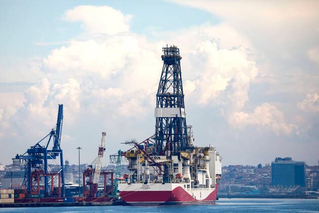May 1, 2020, Istanbul, Turkey: Turkey s drilling vessel Fatih is seen as anchored off the Haydarpasa Port in Istanbul. Istanbul Turkey - ZUMAz112 20200501_zip_z112_028 Copyright: xJasonxDeanx