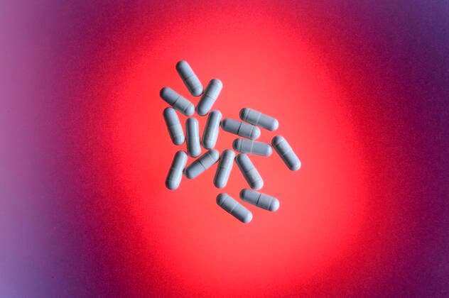 Medikamente und Heilmittel - Weltweit wird mit Hochdruck an einem Impfstoff gegen das Coronavirus geforscht. Gegen SARS-CoV-2 sind inzwischen mindestens 115 Impfstoffprojekte angelaufen. Die Weltgesundheitsorganisation WHO zählte 102 am 30.04.2020. Dazu kommen noch etliche weitere Projekte verschiedener Unternehmen und Institute.