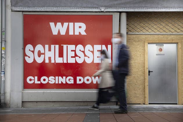 Thema: Wir Schliessen. Geschaeftsaufgabe waehrend der Corona-Krise in Bonn, 05.08.2020. Bonn Deutschland