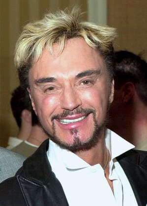 Oct 04, 2003; Las Vegas, NV, Germany; (FILEPHOTO: Las Vegas showmen ROY HORN (R) following the Dec. 31, 2001 New Years Eve show at the Mirage Hotel and Casino in Las Vegas) ROY HORN, the dark-haired member of Siegfried and Roy was attacked by one of his white Bengal tigers Montecore during a performance on his 59th birthday in Las Vegas Friday Oct. 3rd and is listed in critical condition.. Las Vegas USA - ZUMAk41_ 20031004_sha_k41_413 Copyright: xJeffxKleinx