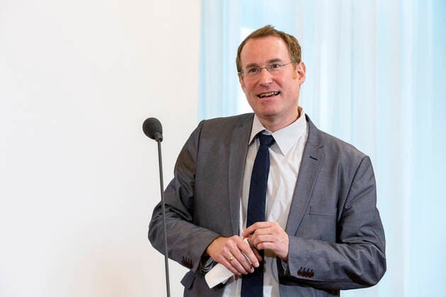 Gerald Fleischmann stv. Kabinettschef des Kanzlers beim Pressefoyer nach dem Ministerrat am 15.01.2020 *** Gerald Fleischmann Deputy Head of the Chancellors Cabinet at the press foyer after the Council of Ministers on 15 01 2020 1065519072