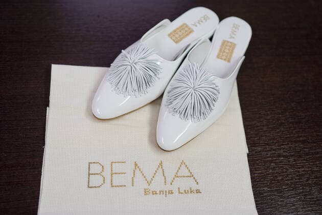Bilder des Jahres 2020, Entertainment 05 Mai Shoes for Melania Trump - Banja Luka, Bosnia and Herzegovina 12.05.2020., Banja Luka, Bosnia and Herzegovina - The Bema footwear factory in Banja Luka will donate white shoes to Melania Trump, the wife of US President Donald Trump, as a sign of support for staying in the White House. DejanxRakita PIXSELL