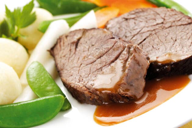 deutsche küche,rindfleisch,mittagessen *** german cuisine,beef,lunch fmy-ifi