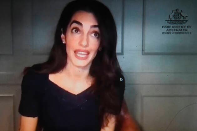 Bilder des Jahres 2020, Entertainment 05 Mai AMAL CLOONEY SENATE INQUIRY, Human Rights lawyer Amal Clooney is seen on a screen as she gives evidence in front of a Senate Inquiry on the topic of the Magnitsky Act at Parliament House in Canberra, Friday, May 15, 2020. ( NO ARCHIVING, EDITORIAL USE ONLY, NO USE IN BOOKS WITHOUT CONSENT CANBERRA ACT AUSTRALIA  Copyright: xLUKASxCOCHx 20200515001468660117
