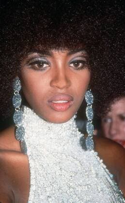 Naomi Campbell, 1990. Photo By John Barrett PHOTOlink Everett Collection (Naomi Campbell0601) For usage credit please use; Photo By John Barrett PHOTOlink.net PUBLICATIONXNOTxINxCANxCHNxFRAxITAxJPNxNORxPOLxRUSxESPxUKxUSA Copyright: xPHOTOlink CourtesyxEverettxCollectionx ASCA018 F4625