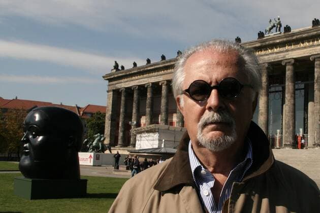 1 Portrait: Maestro Fernando Botero stellt seine Figuren im Berliner Lustgarten auf, Ausstellung vom25. September - 25. November 2007, Üppige Sinnlichkeit in Bronze im Lustgarten und am Brandenburger Tor, Berlin Deutschland, Germany *** 1 Portrait Maestro Fernando Botero places his figures in the Berlin Lustgarten, exhibition of 25 September 25 November 2007, Opulent sensuality in bronze in the Lustgarten and at the Brandenburg Gate, Berlin Germany, Germany Copyright: xBriganiArt ArtistxAtxWork Heinrix 00139014_00139014