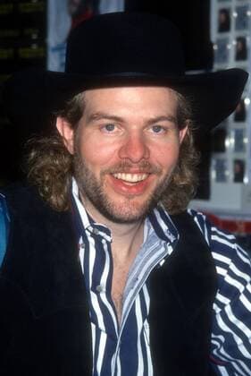 Toby Keith, 1994, Photo By Michael Ferguson PHOTOlink Courtesy Everett Collection (Toby Keith3485) For usage credit please use; Courtesy Everett Collection PUBLICATIONXNOTxINxCANxCHNxFRAxITAxJPNxNORxPOLxRUSxESPxUKxUSA Copyright: xPHOTOlink CourtesyxEverettxCollectionx ASCA026 F4099