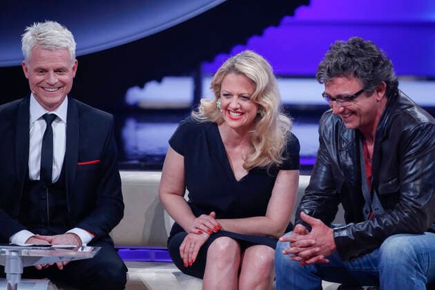 1108 Guido Cantz (Moderator), Barbara Schoeneberger (Moderatorin), Hans Sigl (Schauspieler) Aufzeichnung der SWR Fernsehunterhaltungsshow Verstehen Sie Spass , erstmals in den Bavaria Film Studios in Muenchen am 15.04.2015. Die Aufzeichnung wird am 09.05.2015 gesendet. Muenchen Bavaria Filmstudio Bayern Germany *** 1108 Guido Cantz Moderator , Barbara Schoeneberger Moderator , Hans Sigl Actor Recording of the SWR television entertainment show Verstehen Sie Spass , first time at the Bavaria Film Studios in Munich on 15 04 2015 The recording will be broadcast on 09 05 2015 Munich Bavaria Filmstudio Bayern Germany Copyright: xPOP-EYE H_Ursx 10013523_150415Ho254