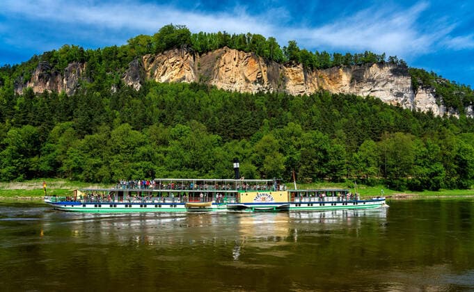 ausflugsdampfer,sächsische schweiz