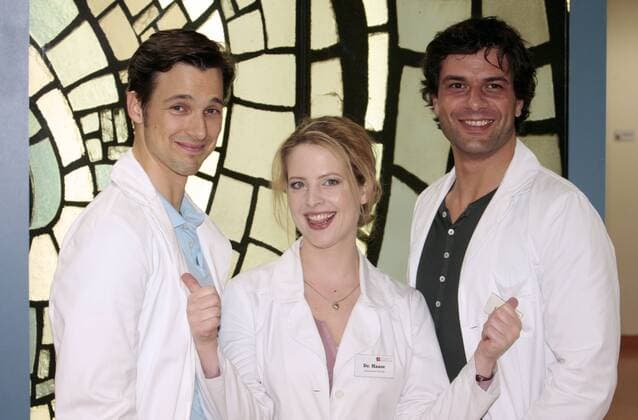 77 TV: Florian David Fitz, Diana Amft, Kai Schumann, am Berliner Set von Doctor?s Diary - Maenner sind die beste Medizin , Schauspieler, Photocall, Fototermin, TV, RTL, Entertainment, Berlin Deutschland, Germany *** 77 TV Florian David Fitz, Diana Amft, Kai Schumann, on the Berlin set of Doctor s Diary Men are the best medicine, actors, photocall, photo session, TV, RTL, Entertainment, Berlin Germany, Germany Copyright: xPOP-EYE Gabschx 00185681_00185681