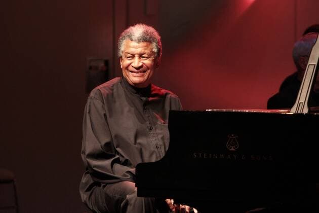 77 Konzert: Abdullah Ibrahim Trio & Filmorchester Babelsberg: African Concerto, im Potsdamer Nikolaisaal, Musiker, Musik, Potsdam Potsdam Deutschland Germany *** 77 Concert Abdullah Ibrahim Trio Filmorchestra Babelsberg African Concerto, in Potsdam Nikolaisaal, Musician, Music, Potsdam Potsdam Germany Germany Copyright: xPOP-EYE Gabschx 00258200_00258200