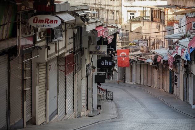 Turkey™s famous historical shopping district Grand Bazaar, Eminonu, Tahtakale and Mahmutpasa bazaars are empty during corona virus lockdown in Istanbul, Turkey, Maay 19th, 2020. Copyright: TolgaxAdanali 16747330