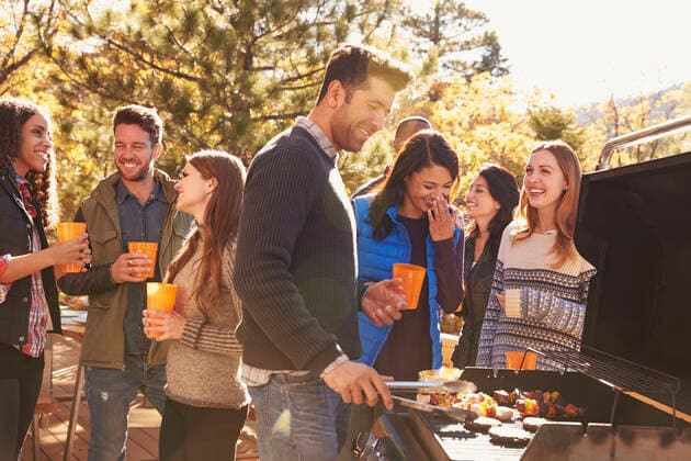 grillen,grillparty,freunde *** broiling,barbecue,friends mmq-tav,model released, Symbolfoto