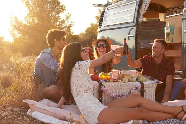 freundschaft,picknick,ausflug,lebensgefühl *** friendship,picnic,excursion,lifestyle mmq-tq9,model released, Symbolfoto